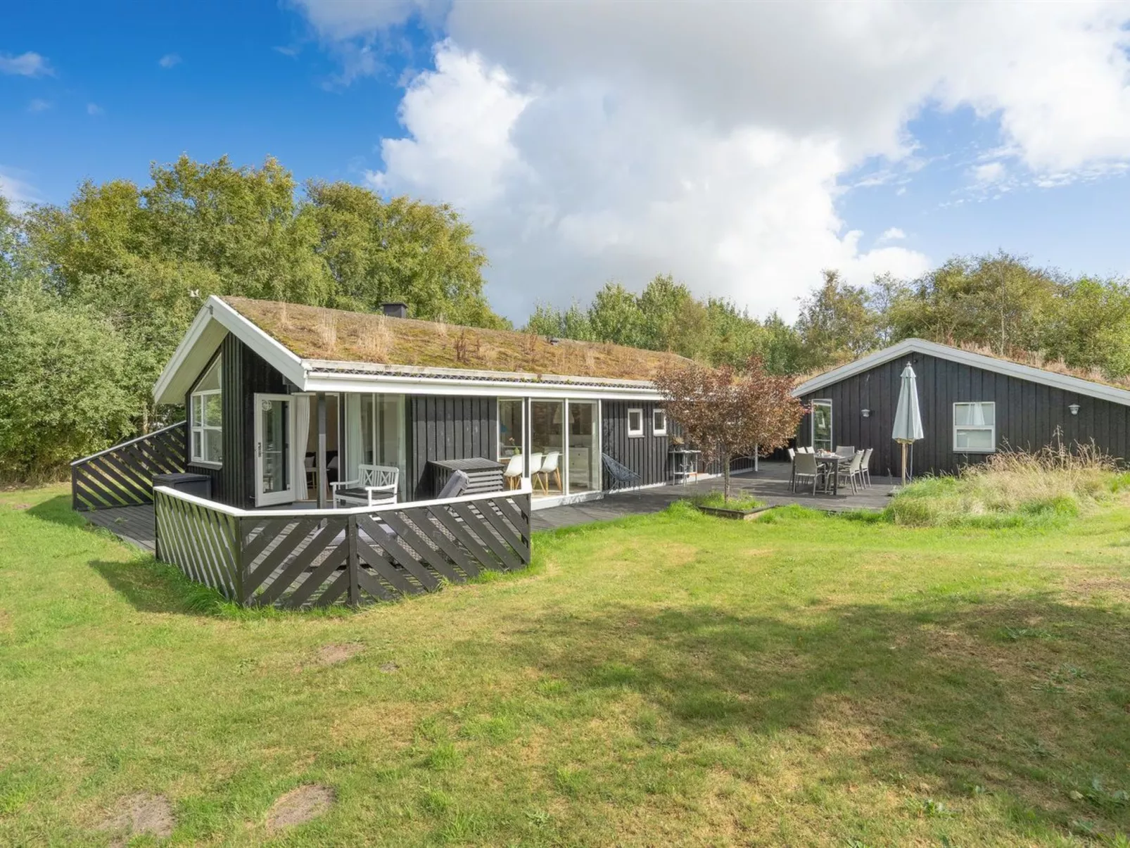 "Hagbard" - 2.6km from the sea