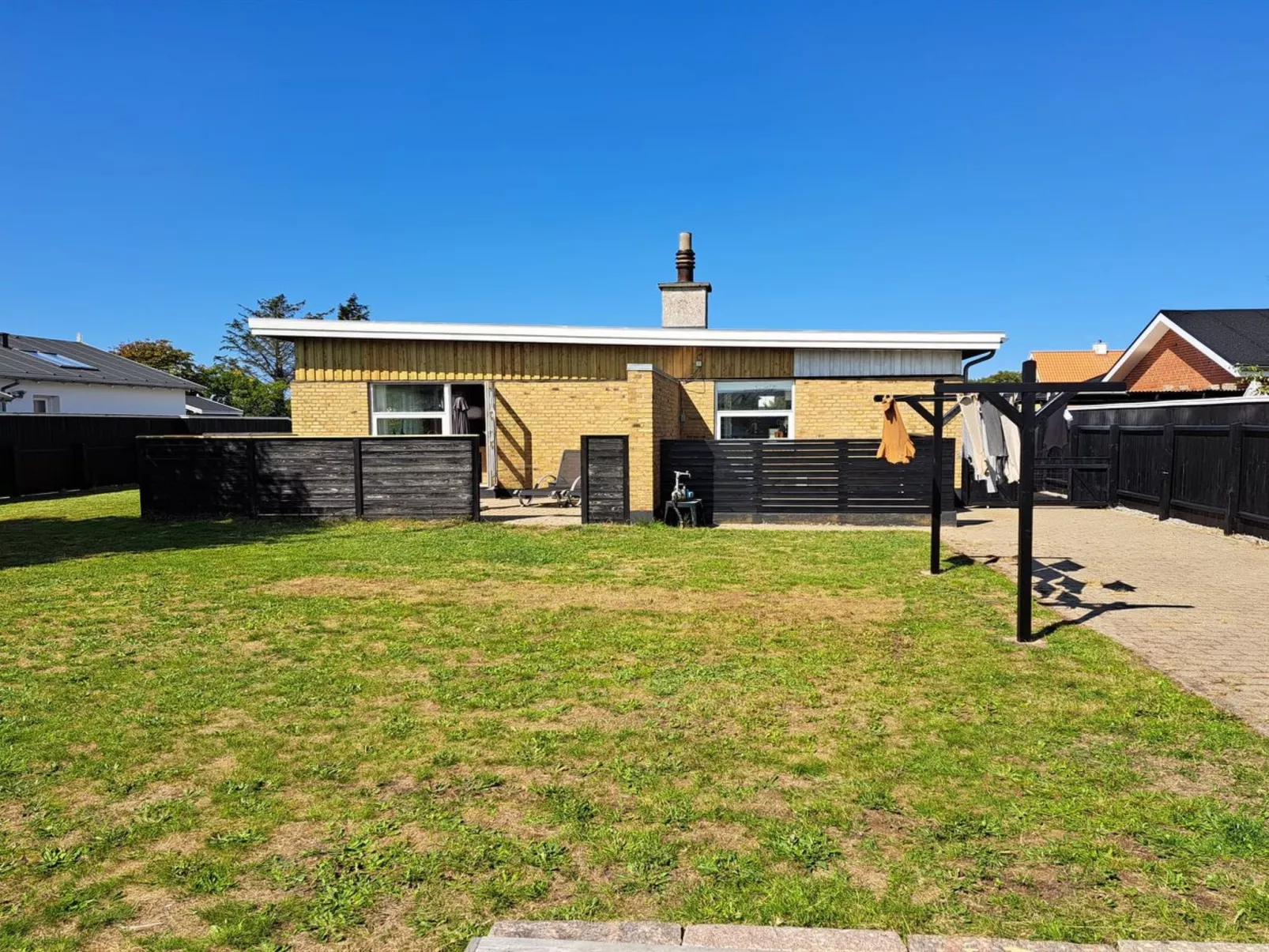 "Falk" - 900m from the sea