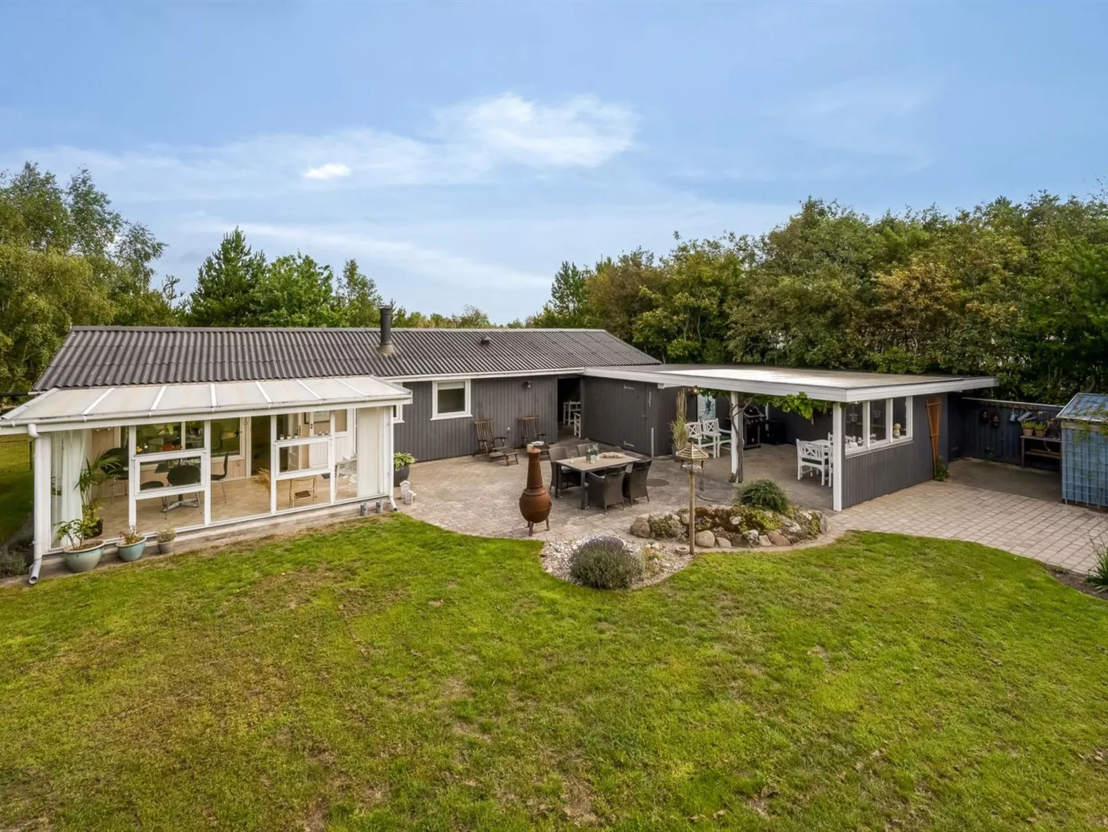 "Waghn" - 800m to the fjord