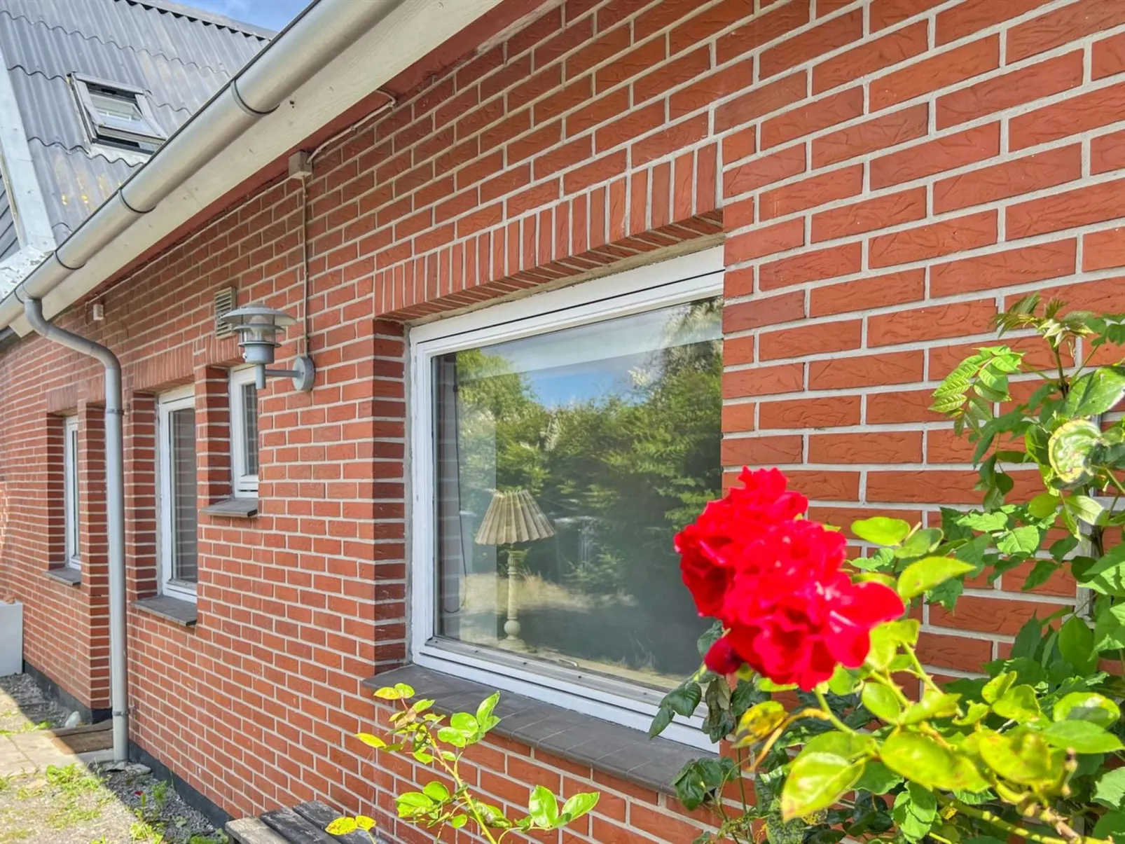 "Atena" - 250m from the sea