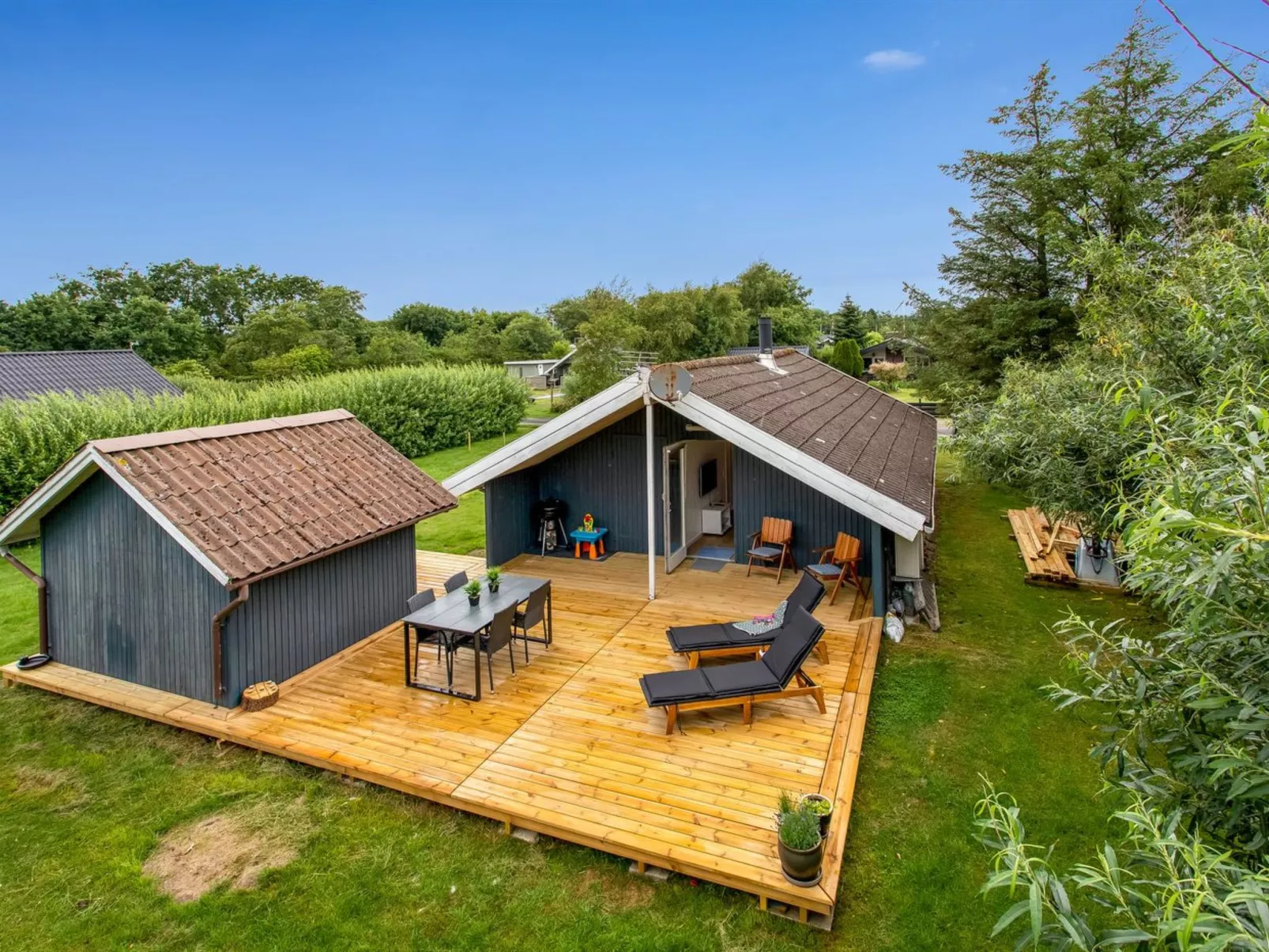 "Frender" - 800m to the fjord