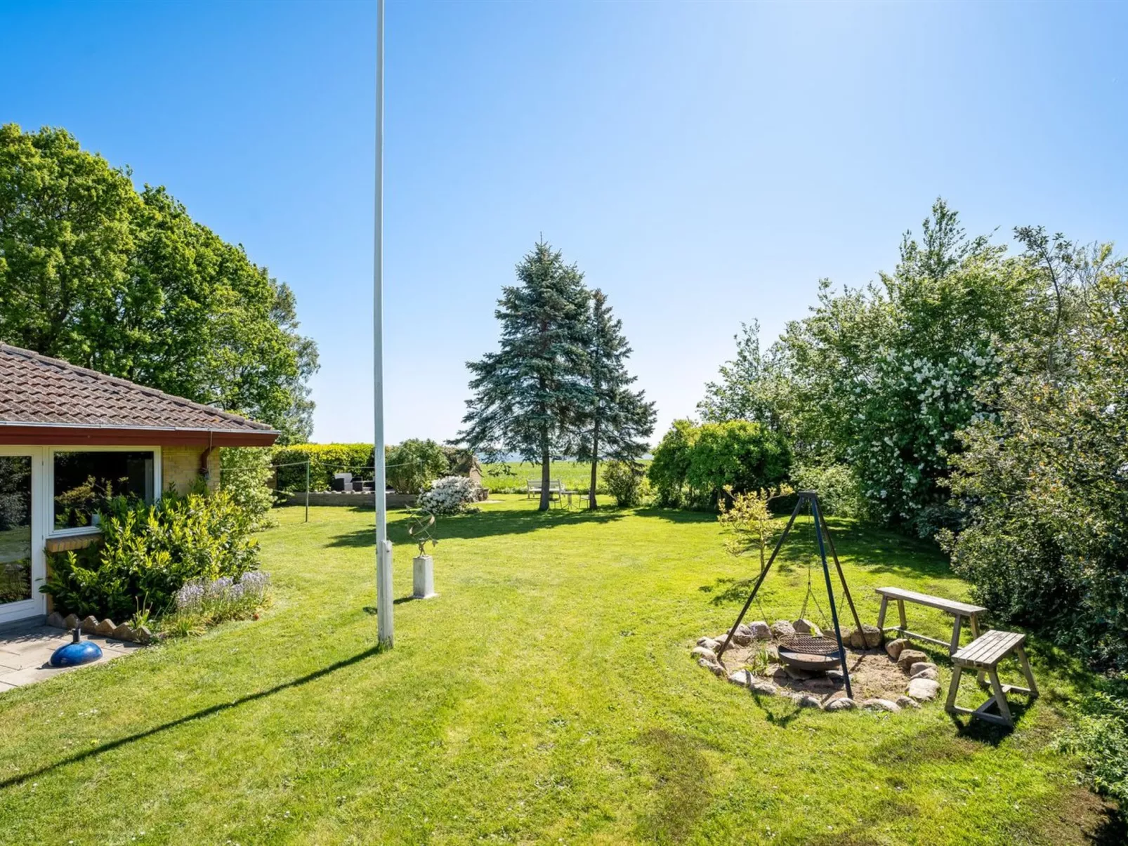 "Maleen" - 150m to the fjord