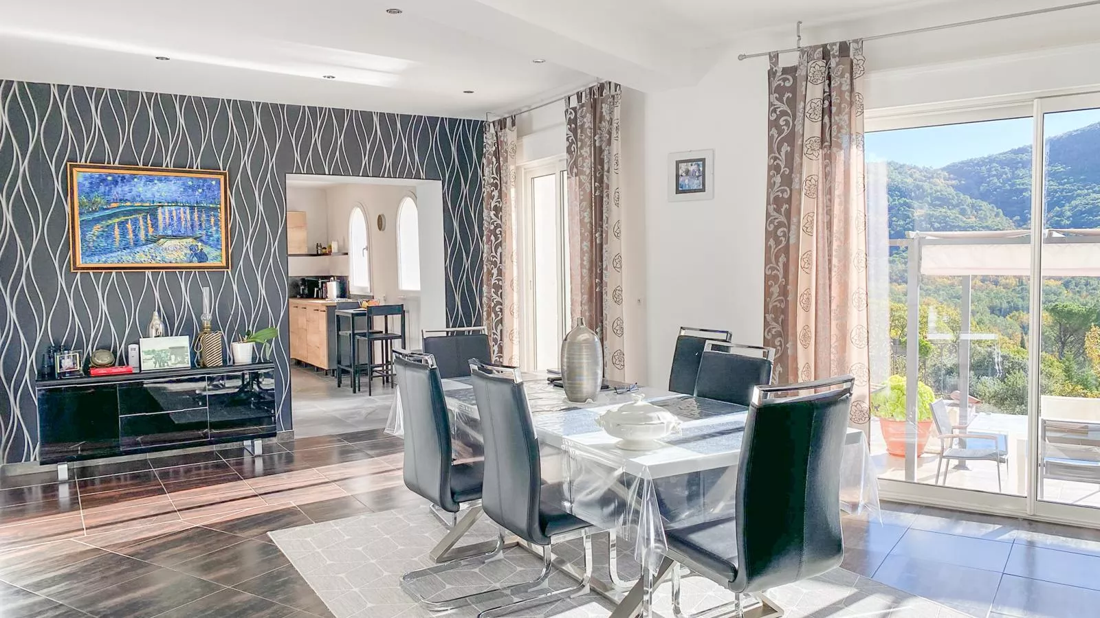 Lena-Salle à manger