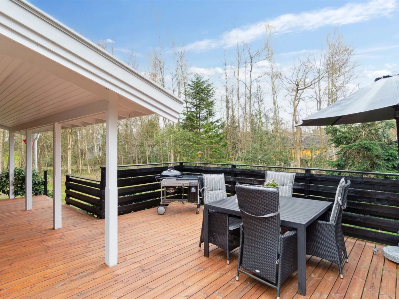 "Betti" - 700m from the sea