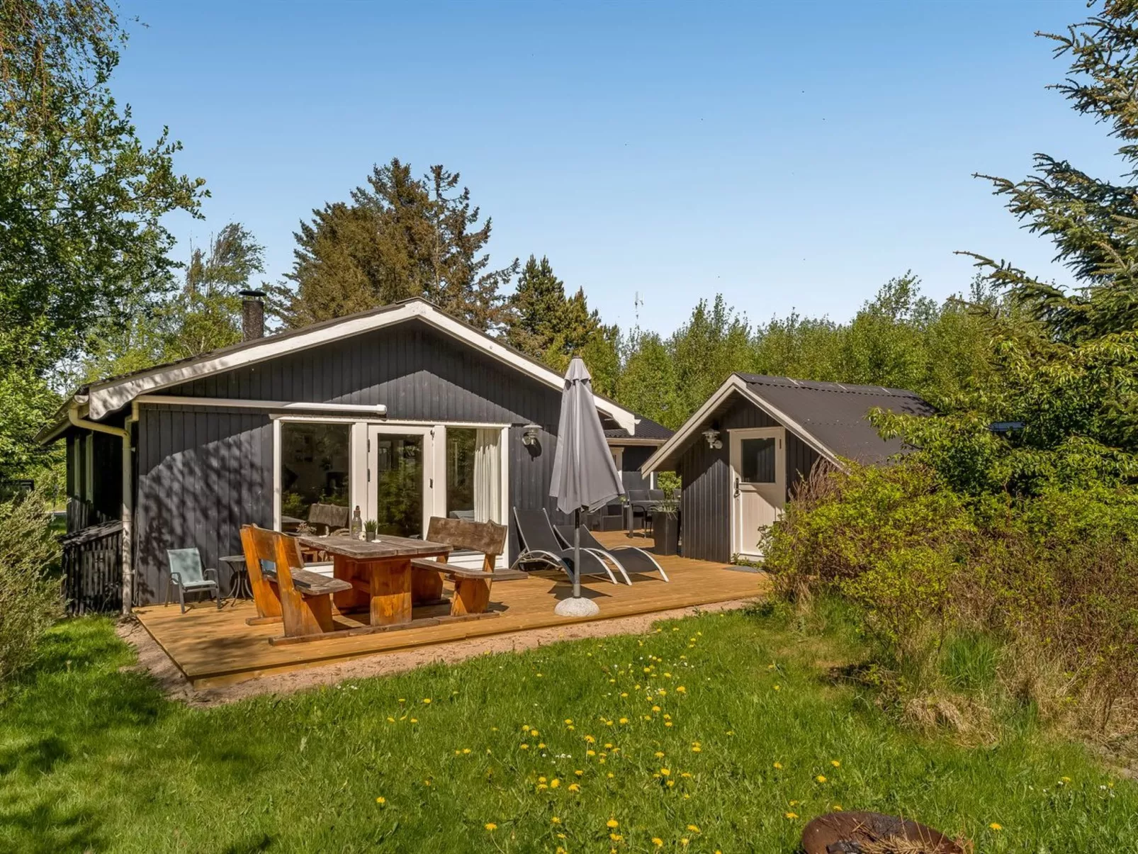 "Hermand" - 3.5km from the sea-Outside