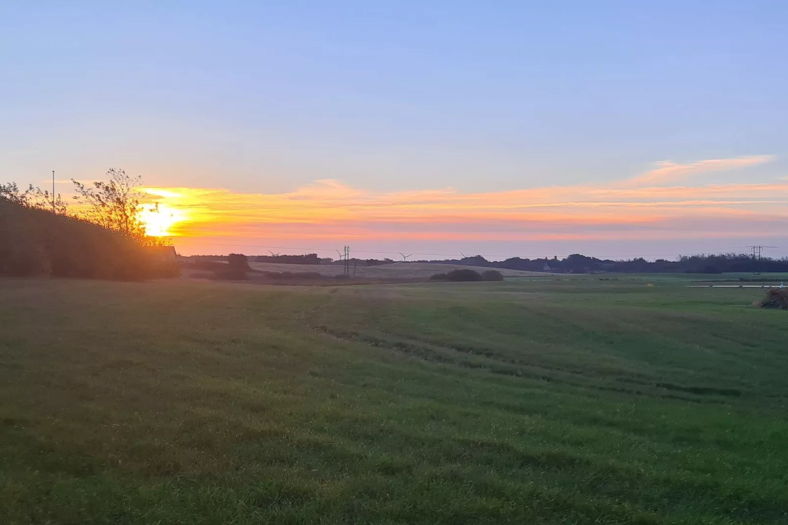 Family Holiday Home by North Sea