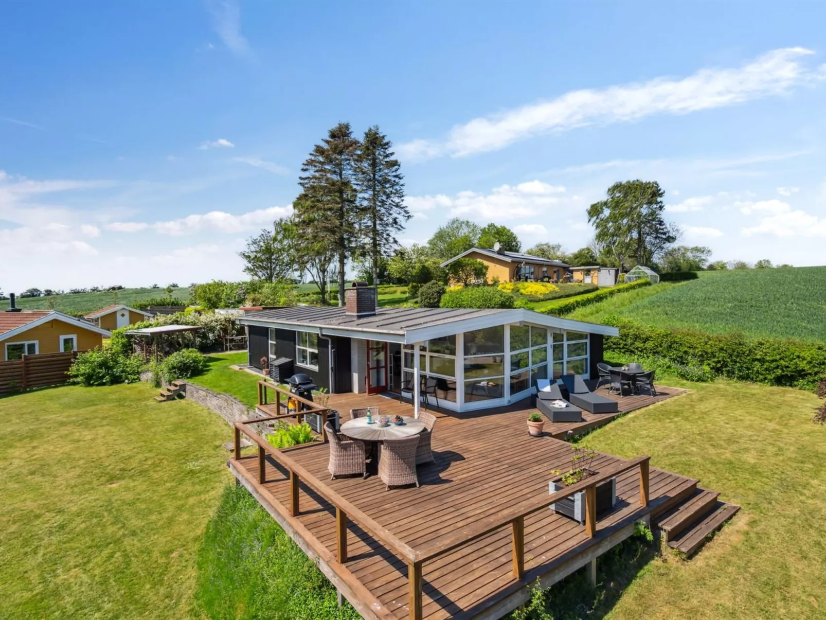 "Fokke" - 450m from the sea