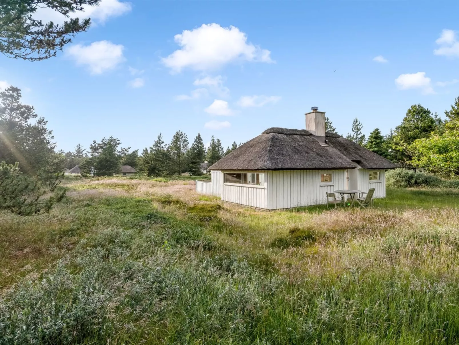 "Elenor" - 1.1km from the sea