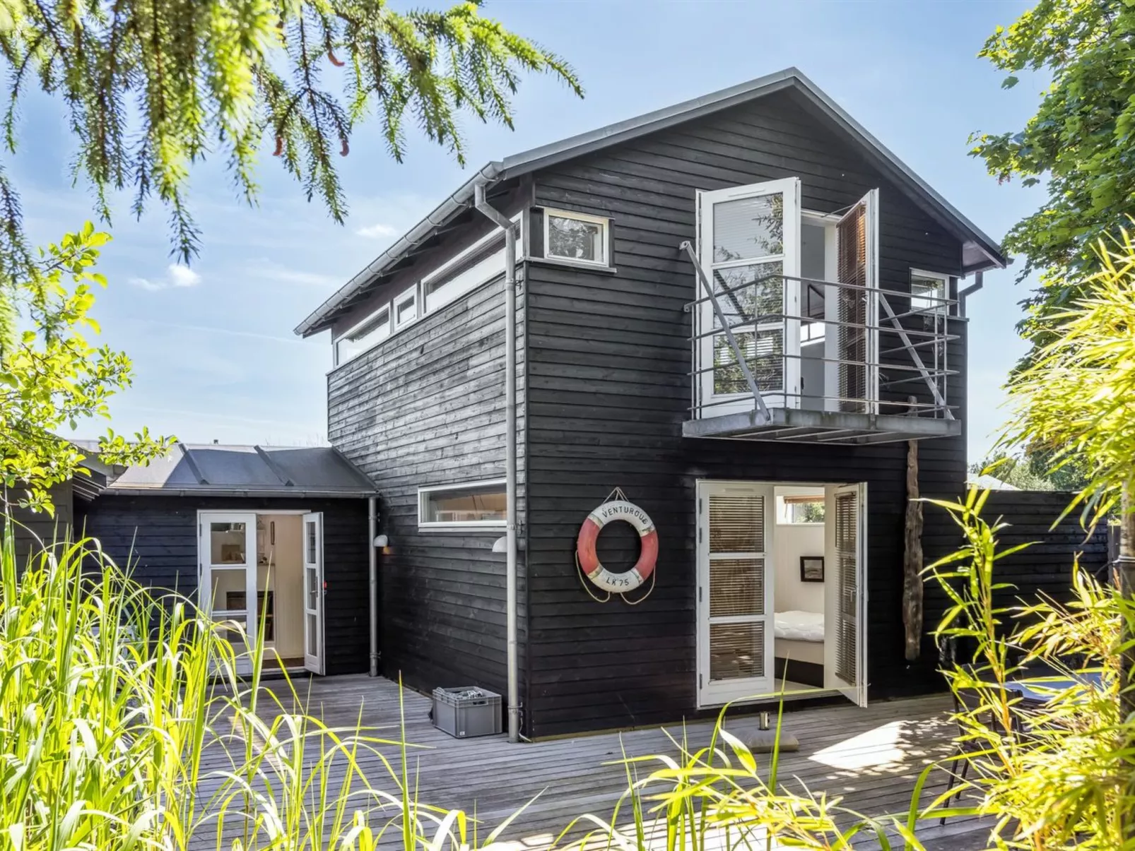 "Anouk" - 500m from the sea