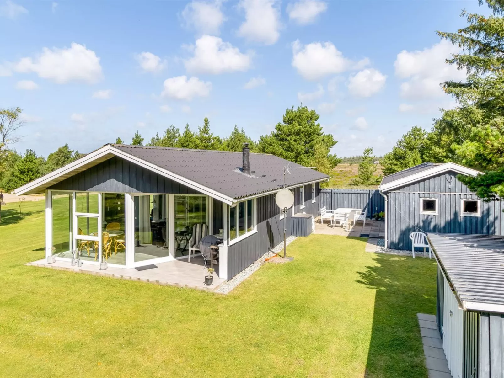 "Fiallar" - 3.2km from the sea