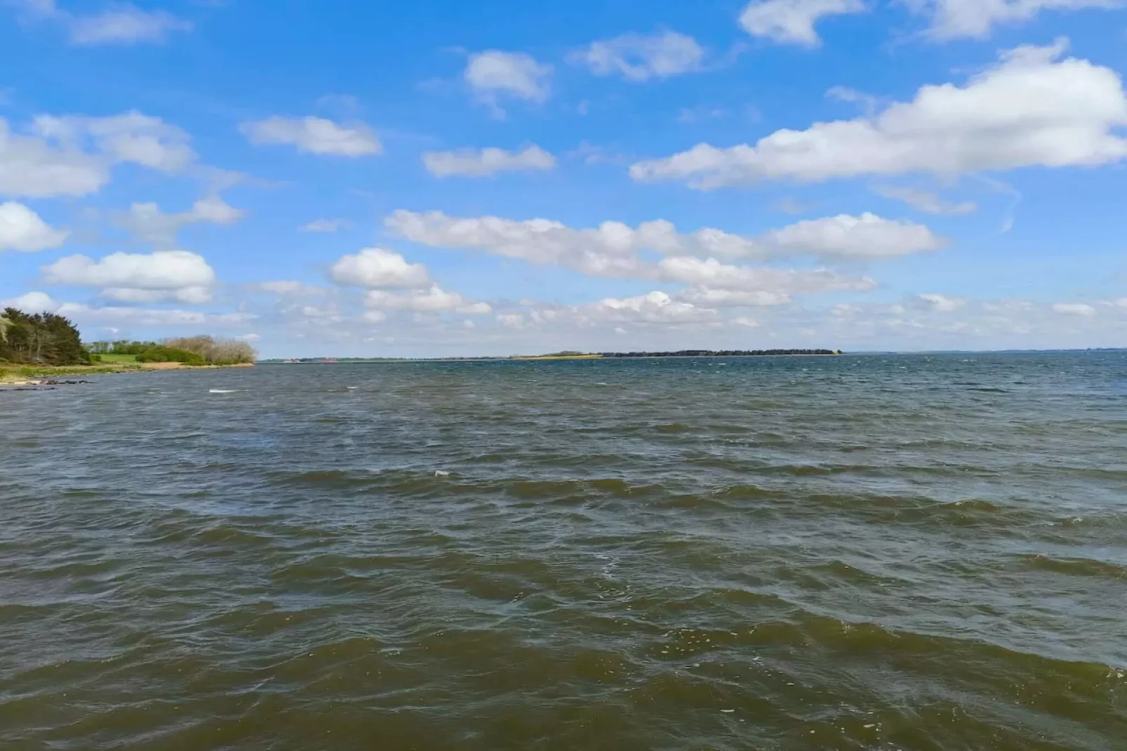 Light-filled Retreat in Boddum - By Traum Ferienwohnungen