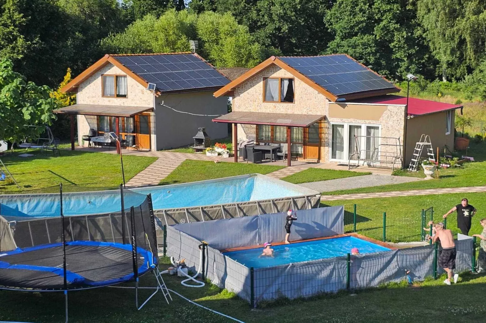 Domek nr 11-Außenbereich Sommer