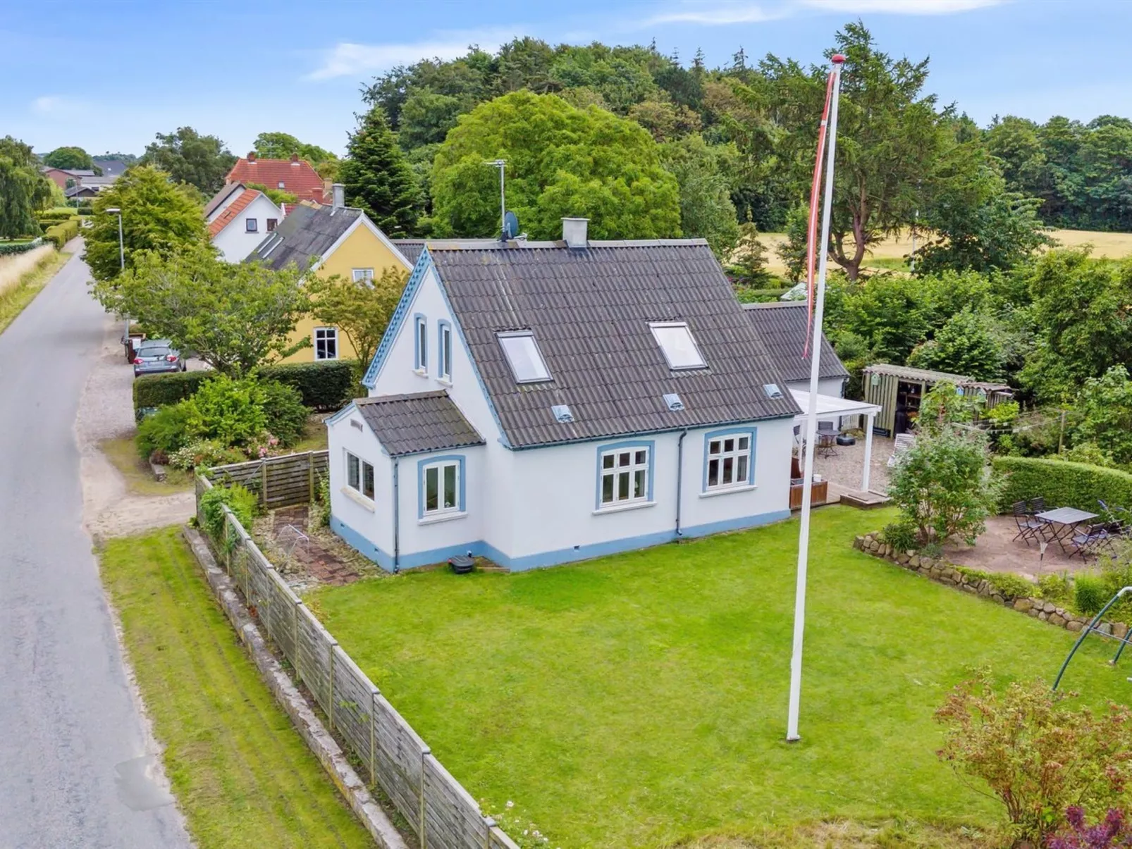 "Keyla" - 2.3km from the sea