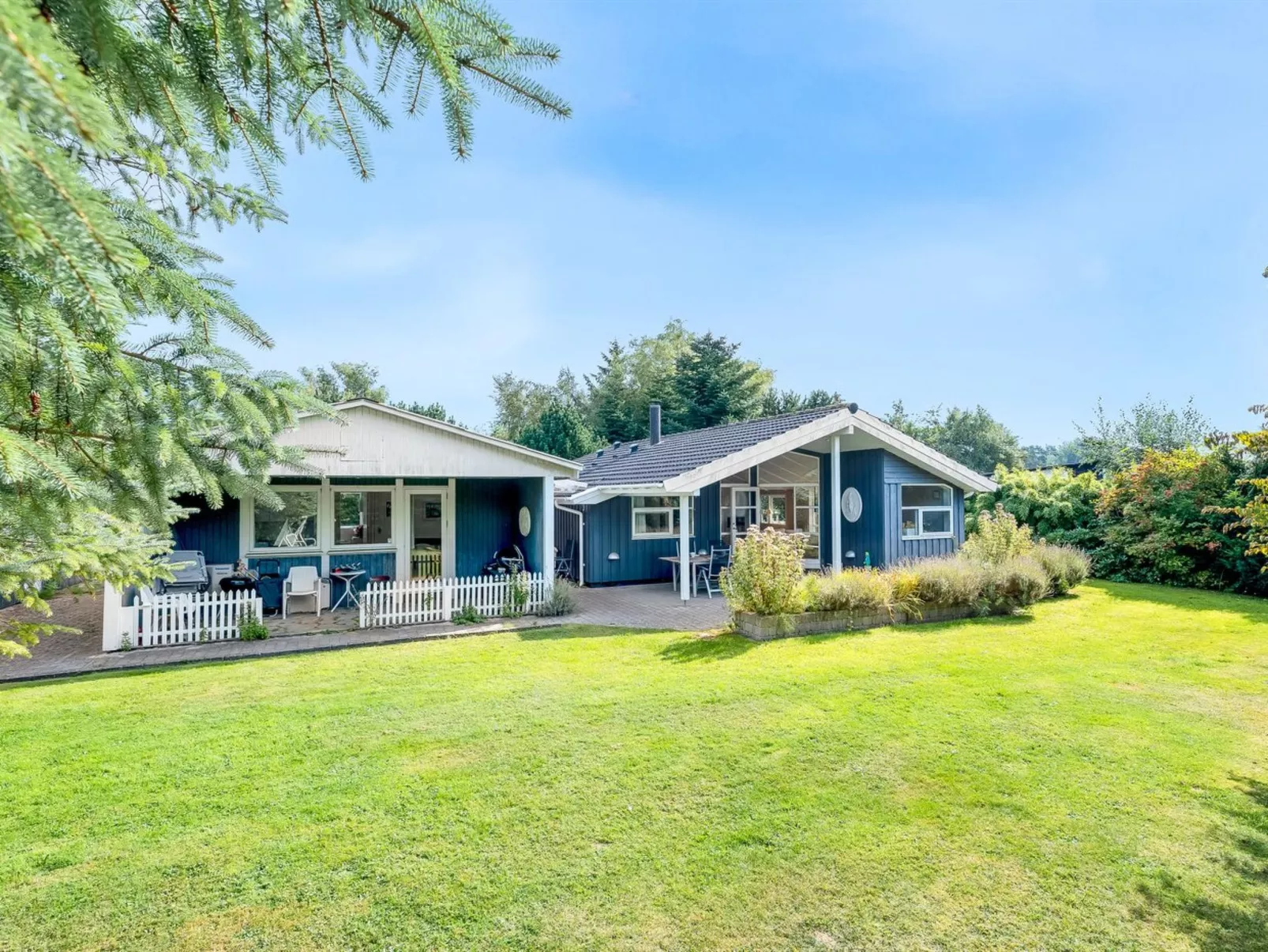 "Nashota" - 600m from the sea