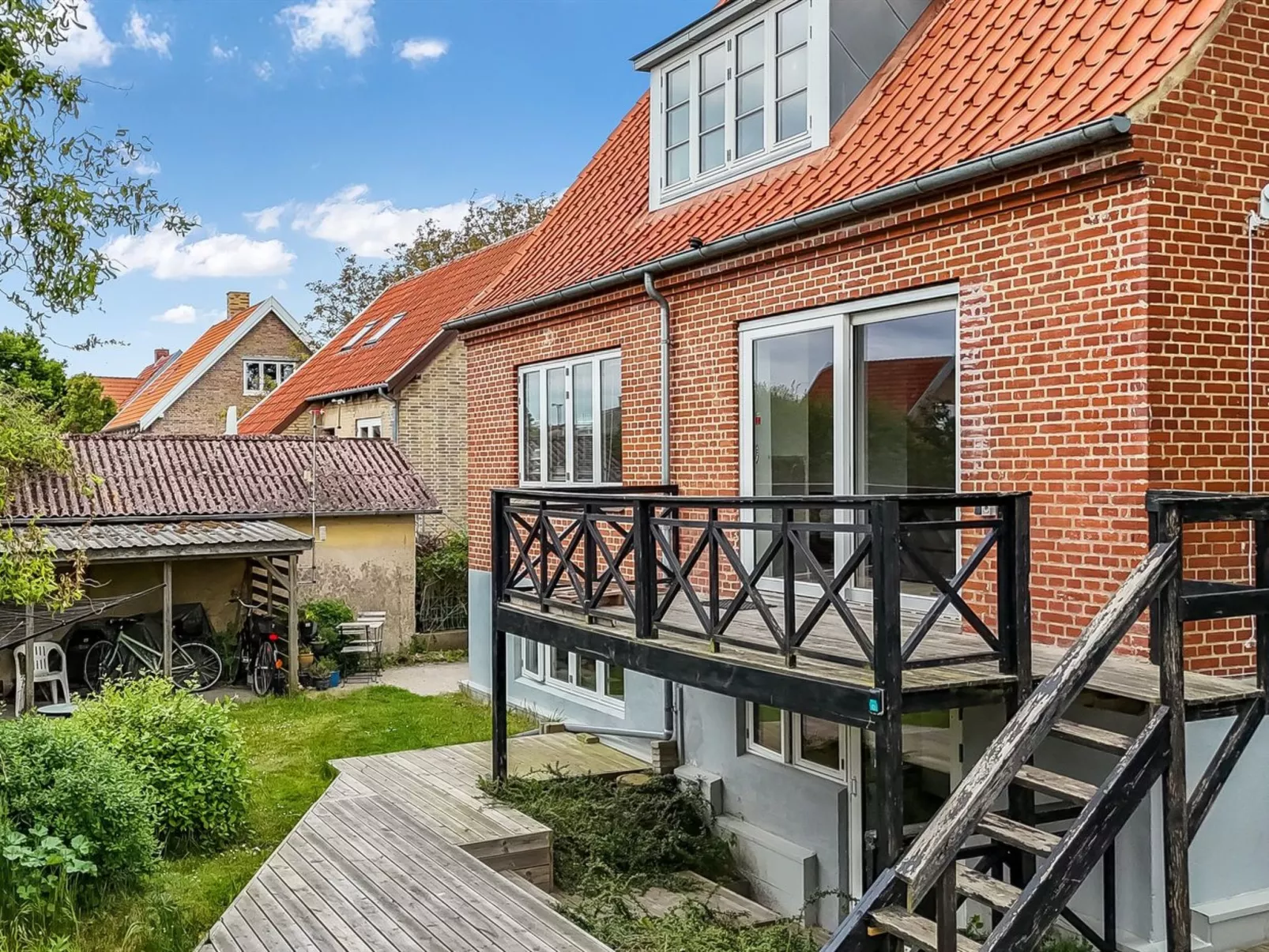 "Anetta" - 300m from the sea