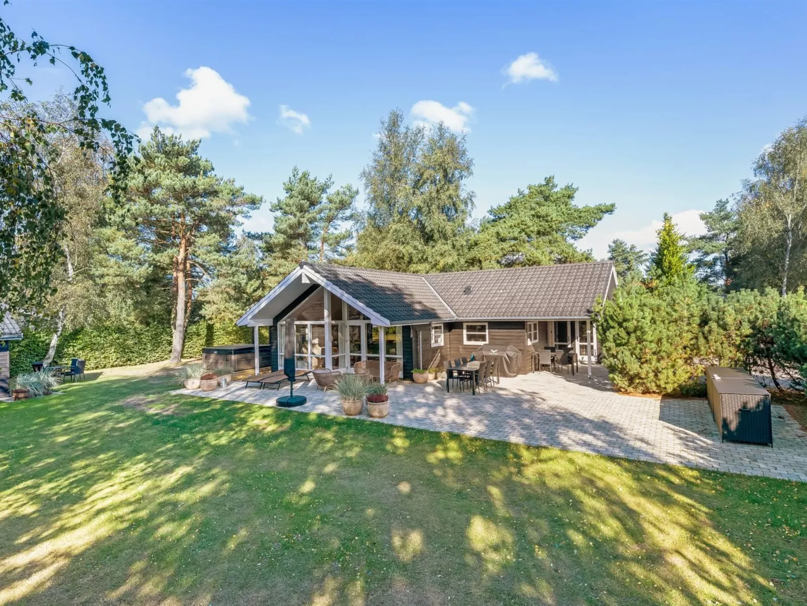 "Mando" - 600m from the sea