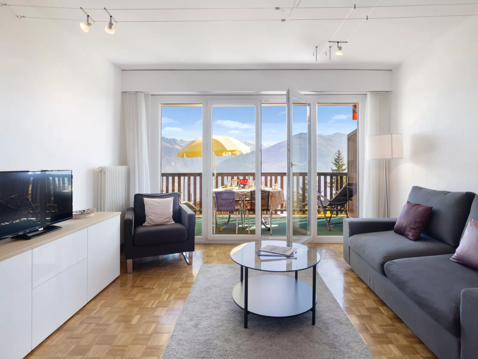 Marigny Dent-Blanche 25