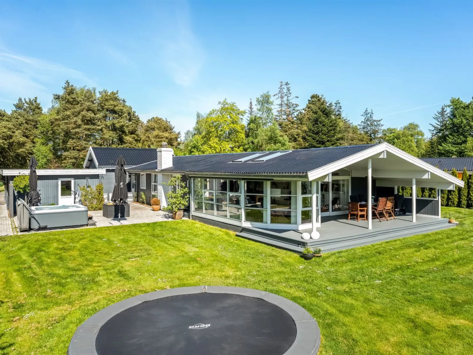 "Timao" - 750m from the sea