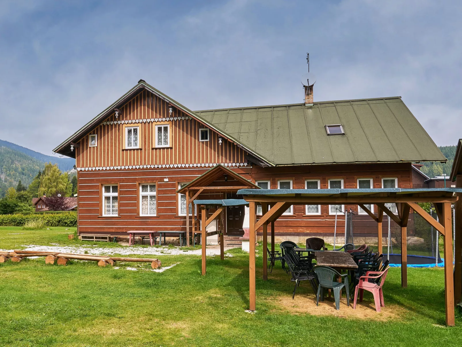 Švýcarský dvůr Lodge