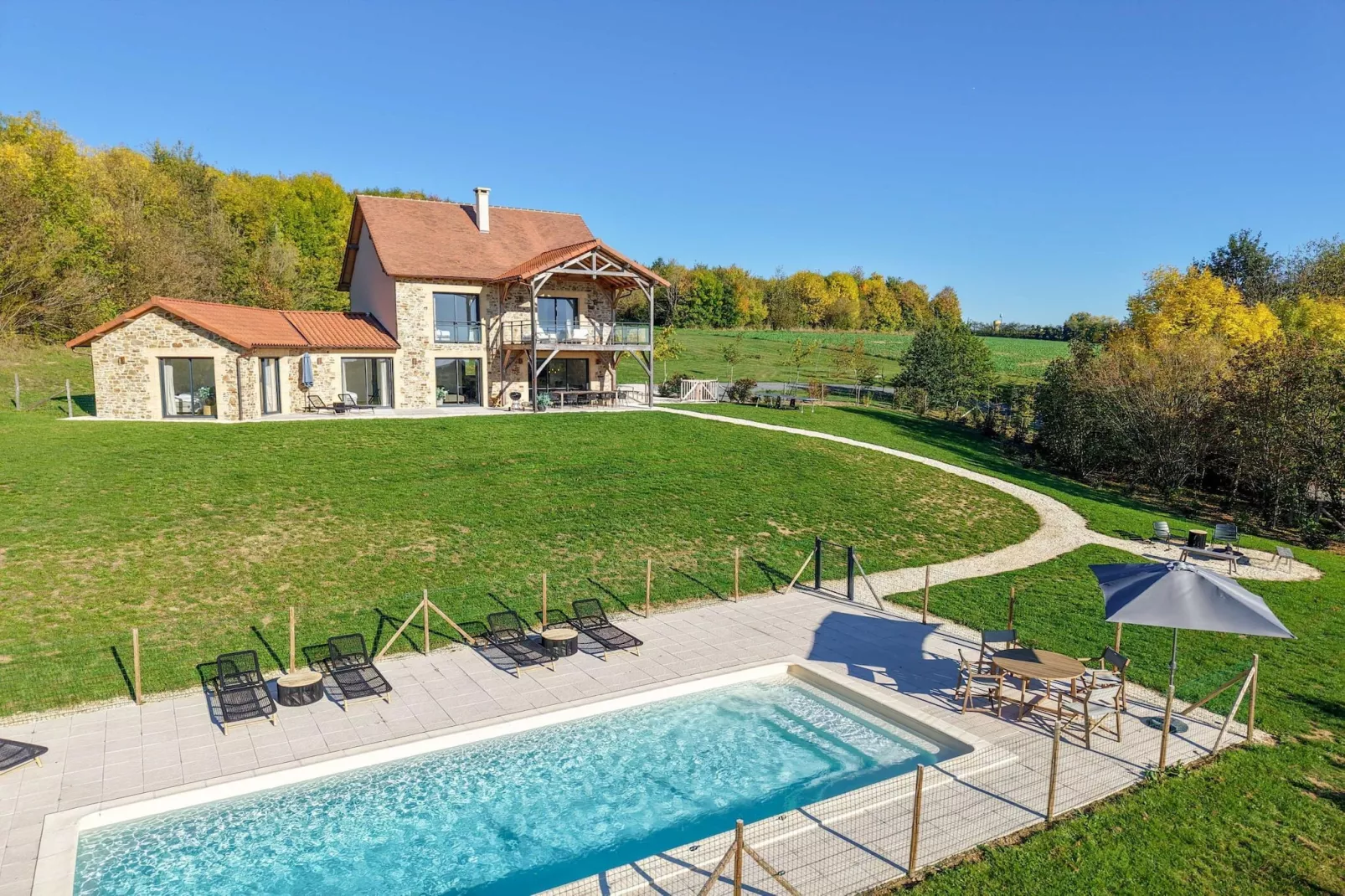 Buissonnière-Swimming pool