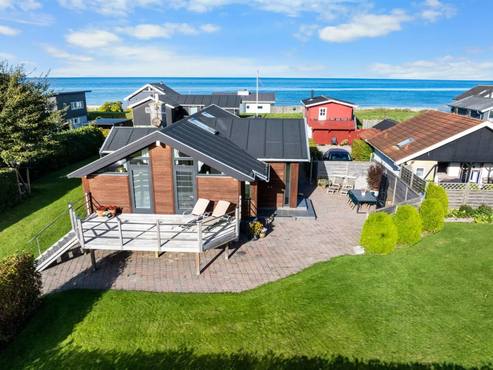 "Berner" - 40m from the sea