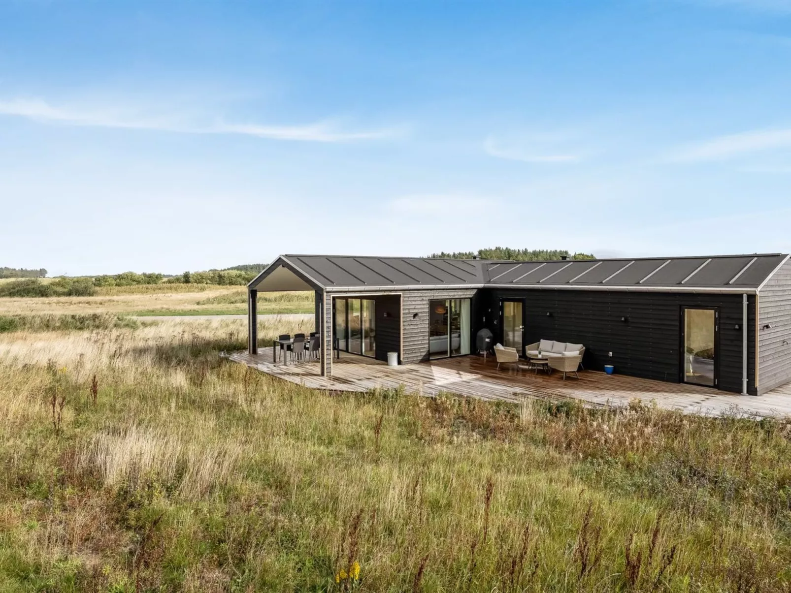 "Luisa" - 1km from the sea