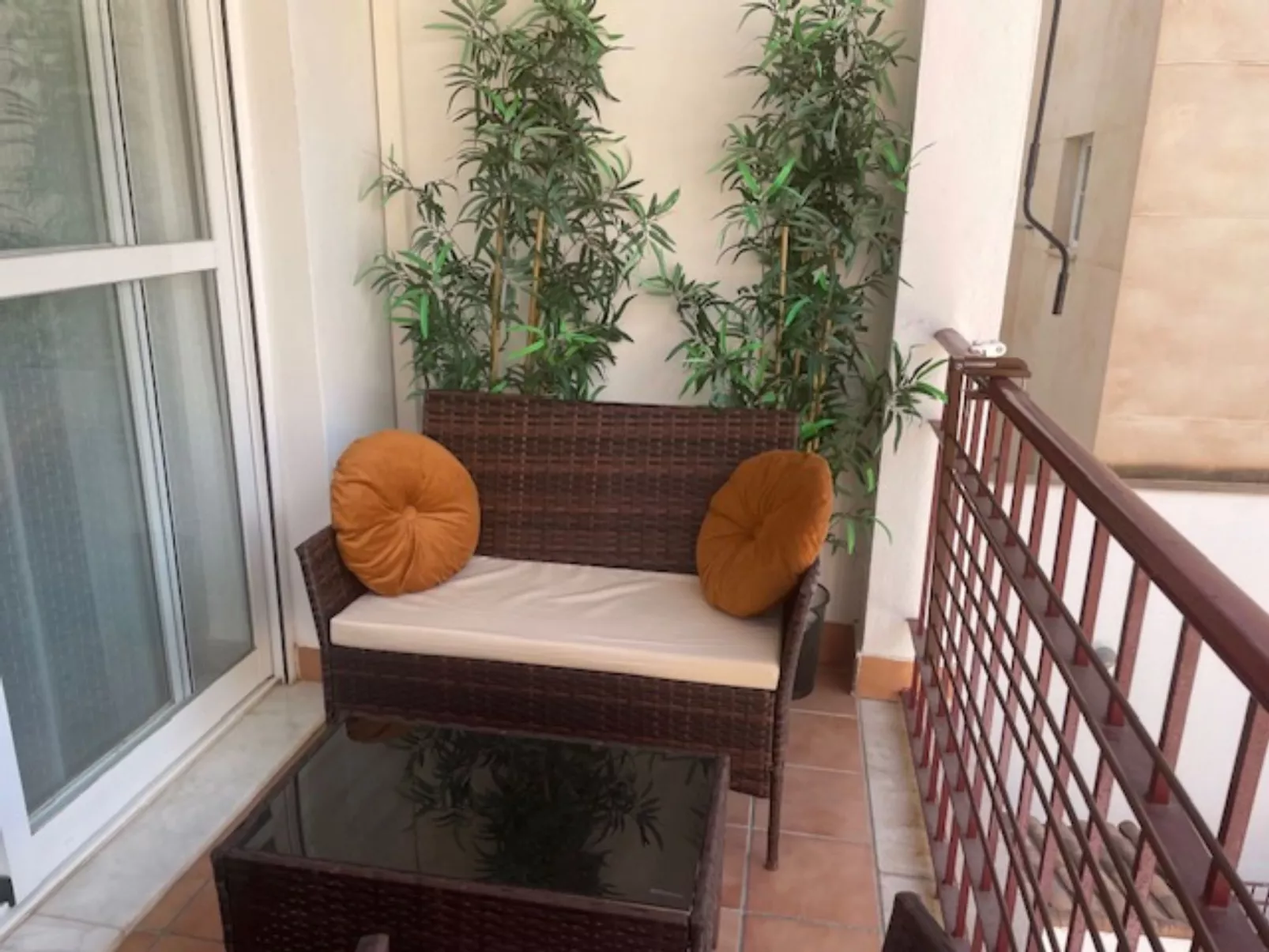 Edificio Ulia-Draußen