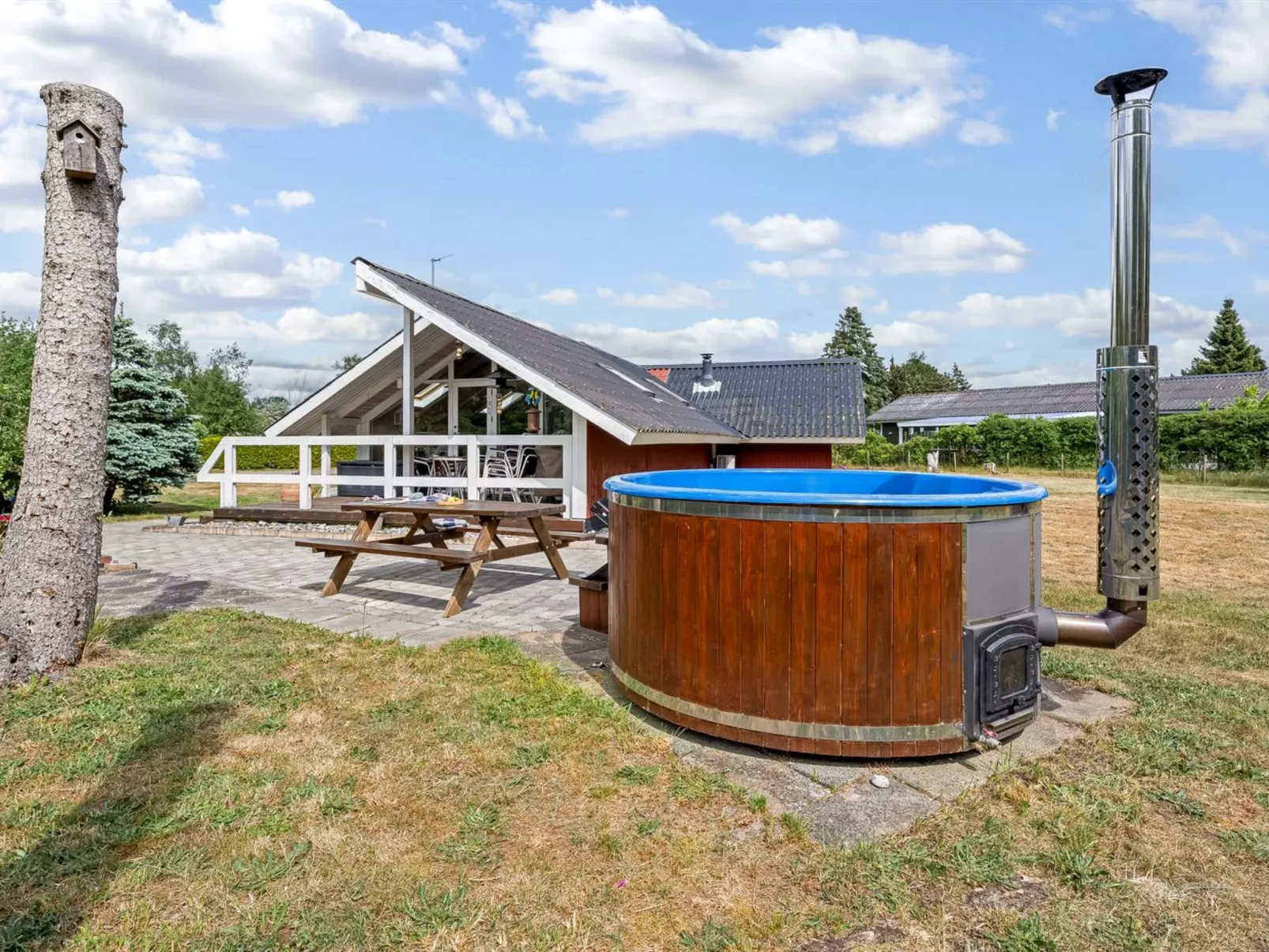 "Ylvie" - 500m from the sea