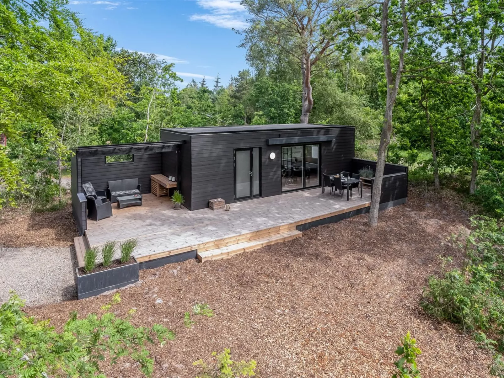 "Konrad" - 300m from the sea