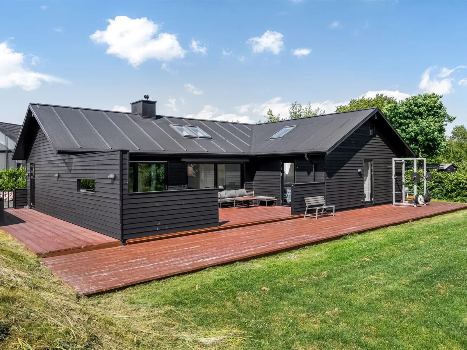 "Merve" - 250m from the sea