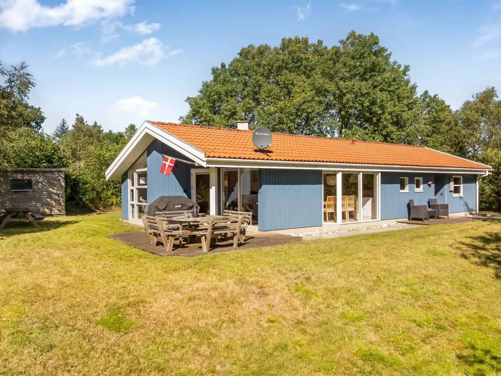 "Elizabeth" - 150m to the fjord