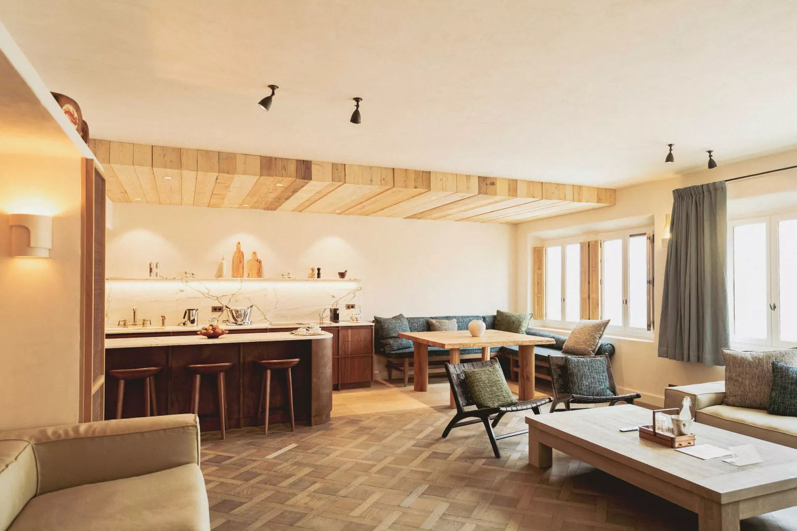 LF-6-REMPARTS-DANIELE-THOMPSON