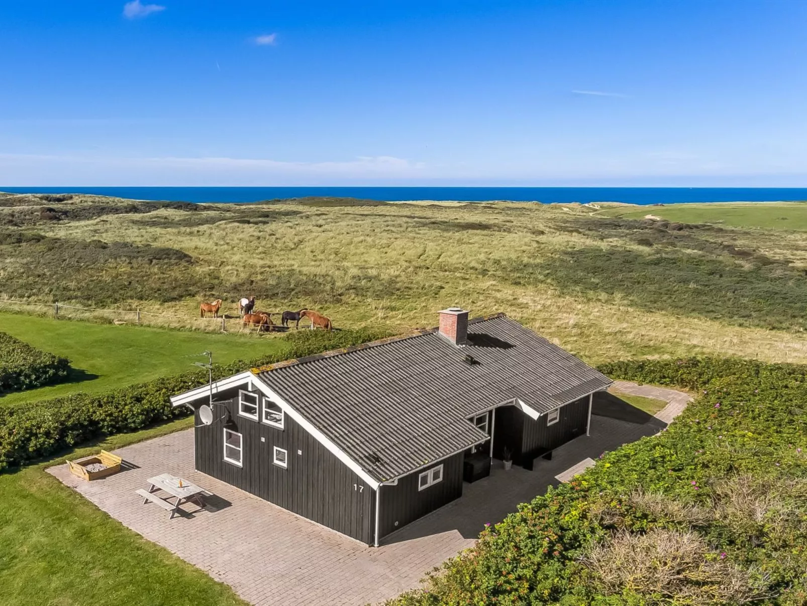 "Aiana" - 300m from the sea