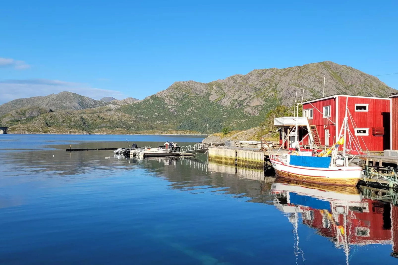 Maison de vacances pour 8 a Mølnarodden