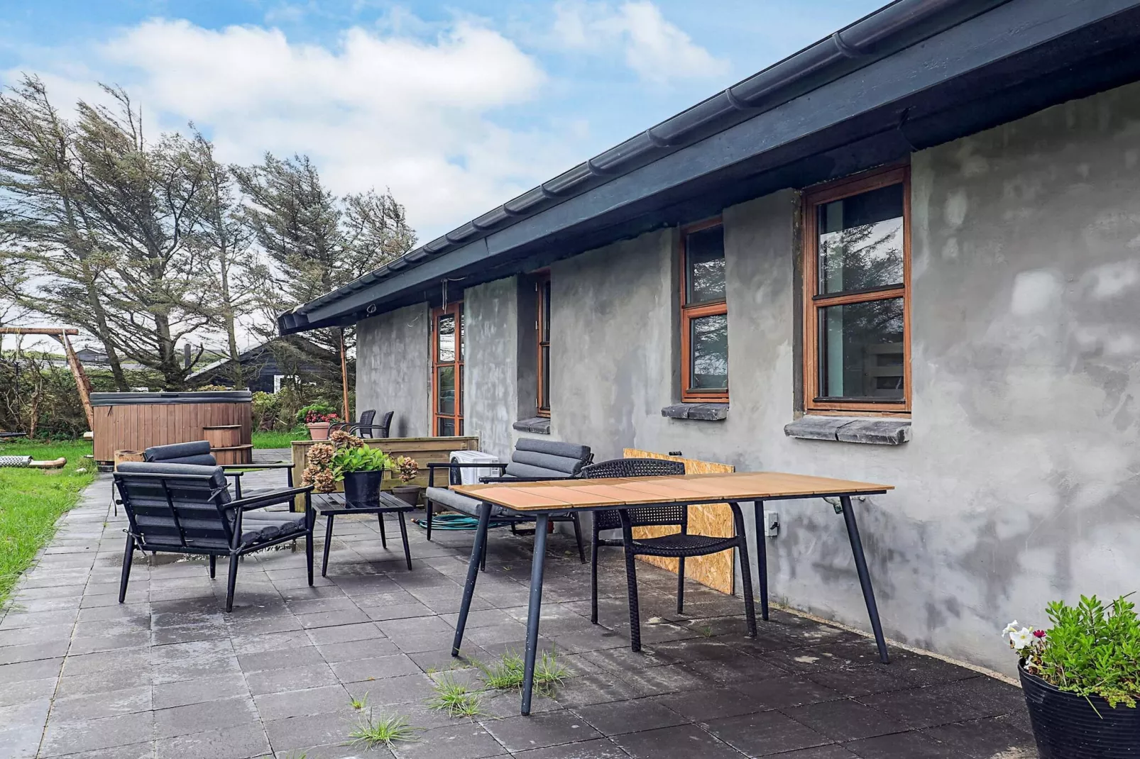 6 person holiday home in Løkken