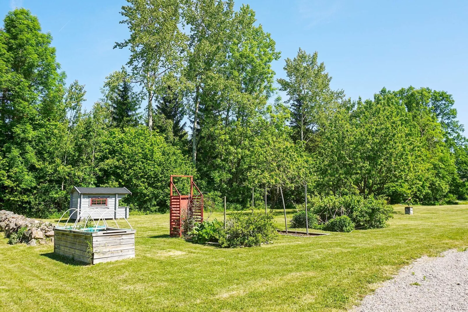 4 person holiday home in Hållnäs-By Traum