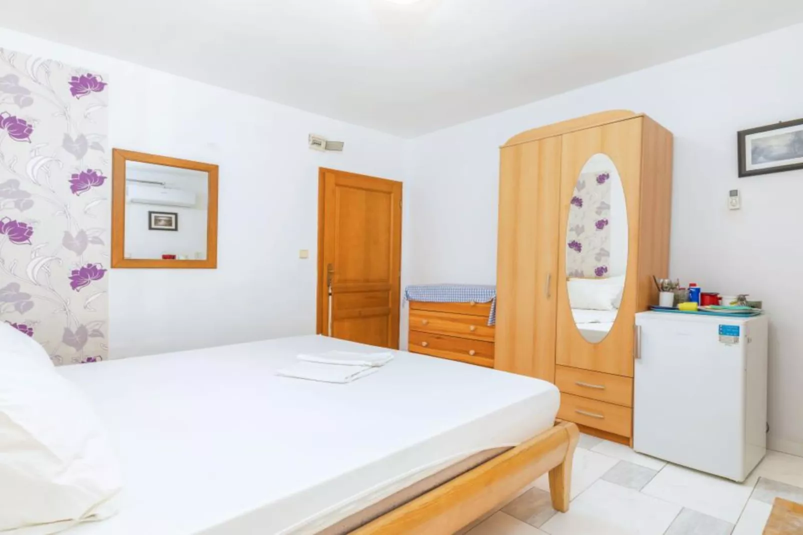 Apartments Manda - Double Room With Terrace (A6)