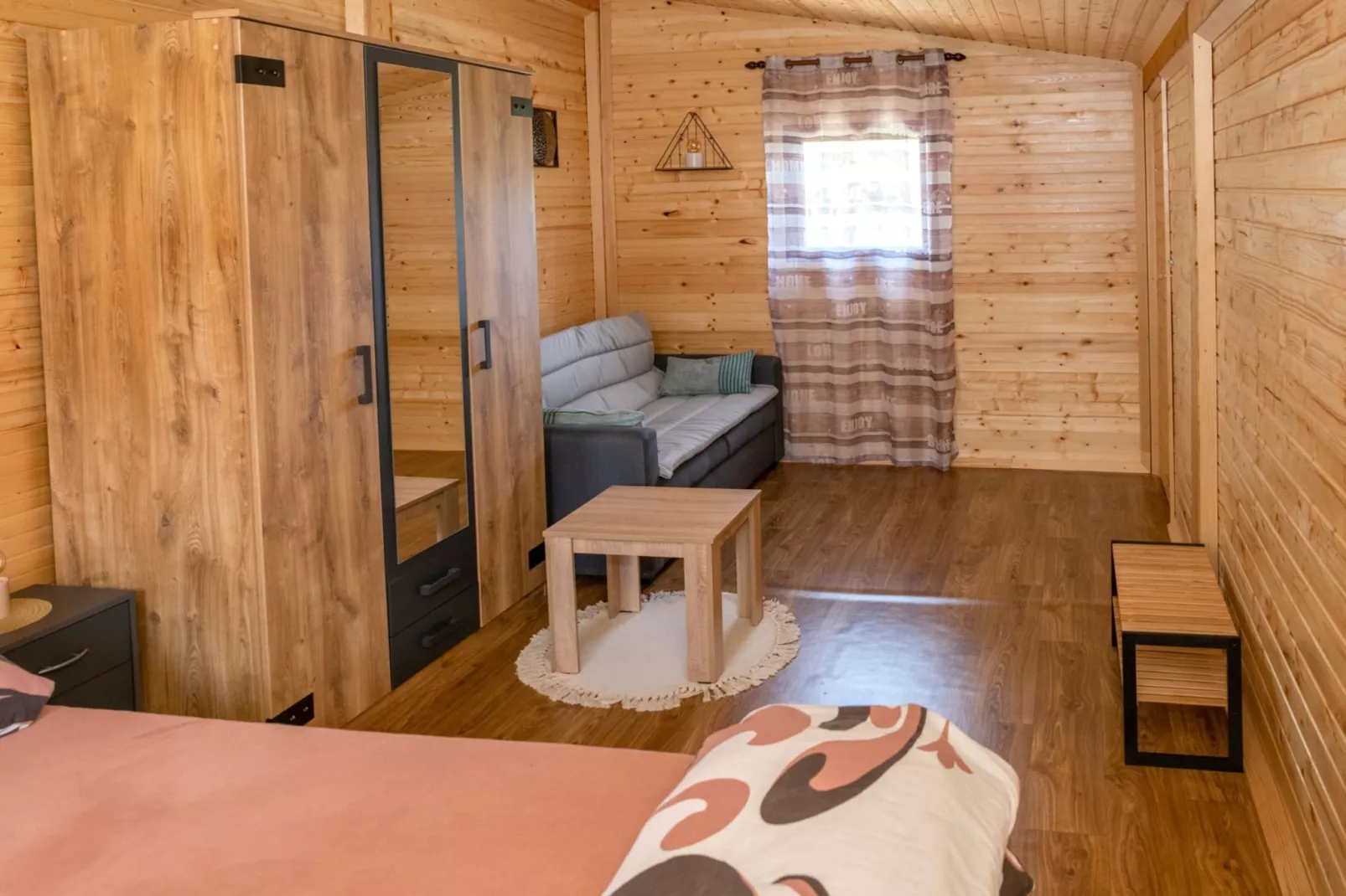 Robinzonski Kamp Hofman - Private Bungalow