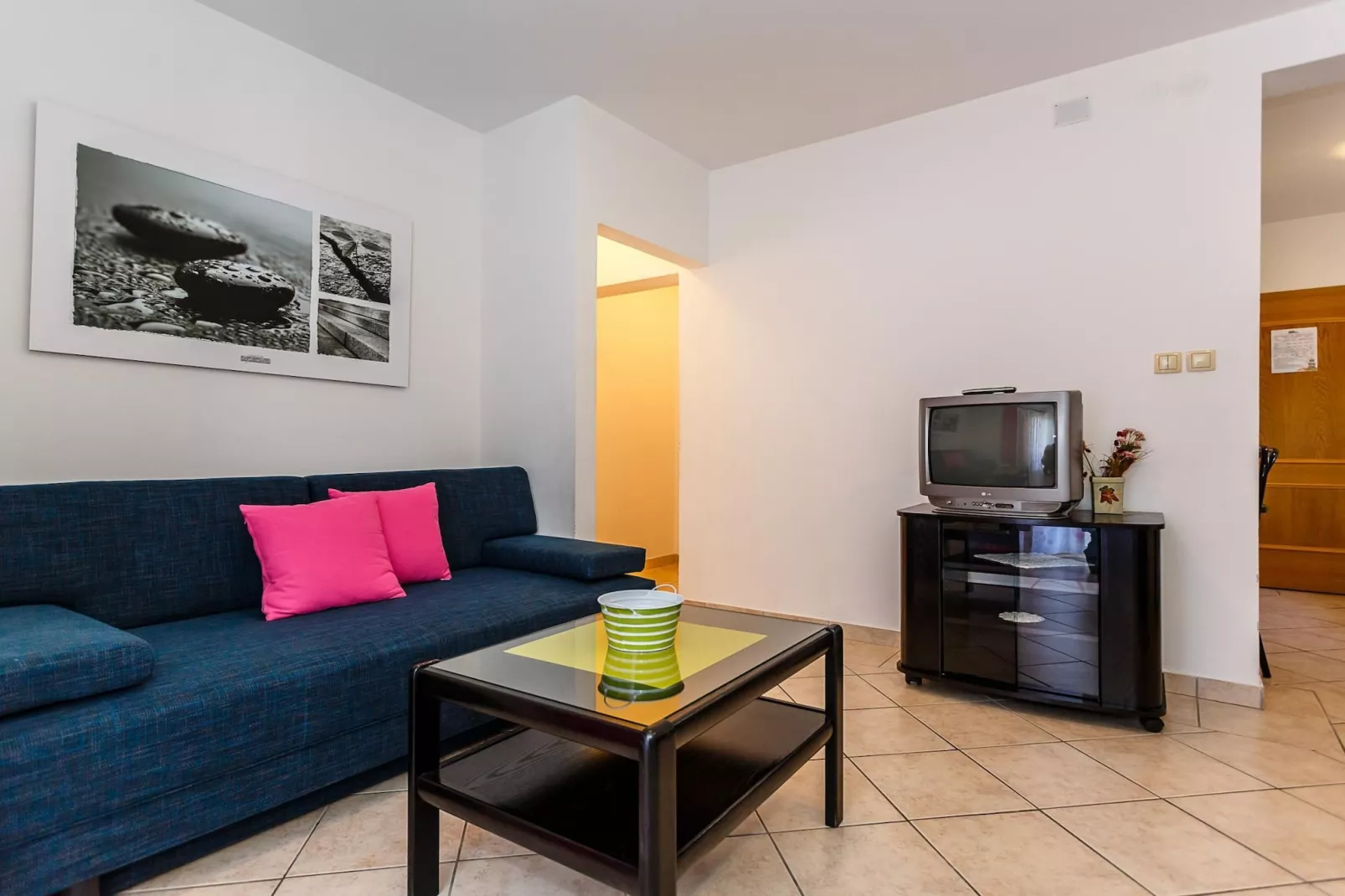 Comfortable and Sunny Krk Apartment - One Bedroom Apartment with Terrace