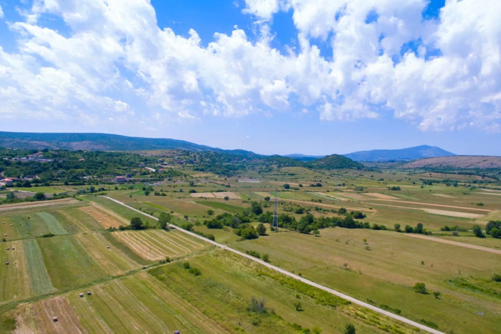 Holiday Home Marana - Five Bedroom Holiday Home