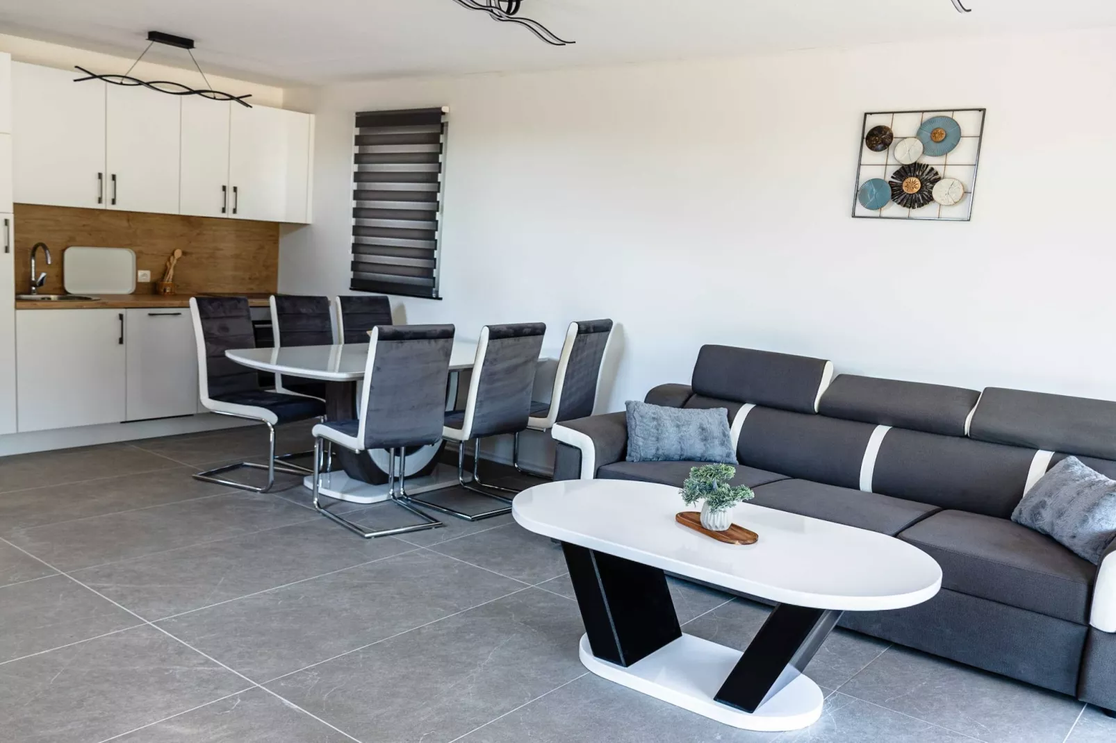 Tranquil Luxe Thermal Escape Mobile Home - Classic Mobile Home with Terrace  (owner 4063)