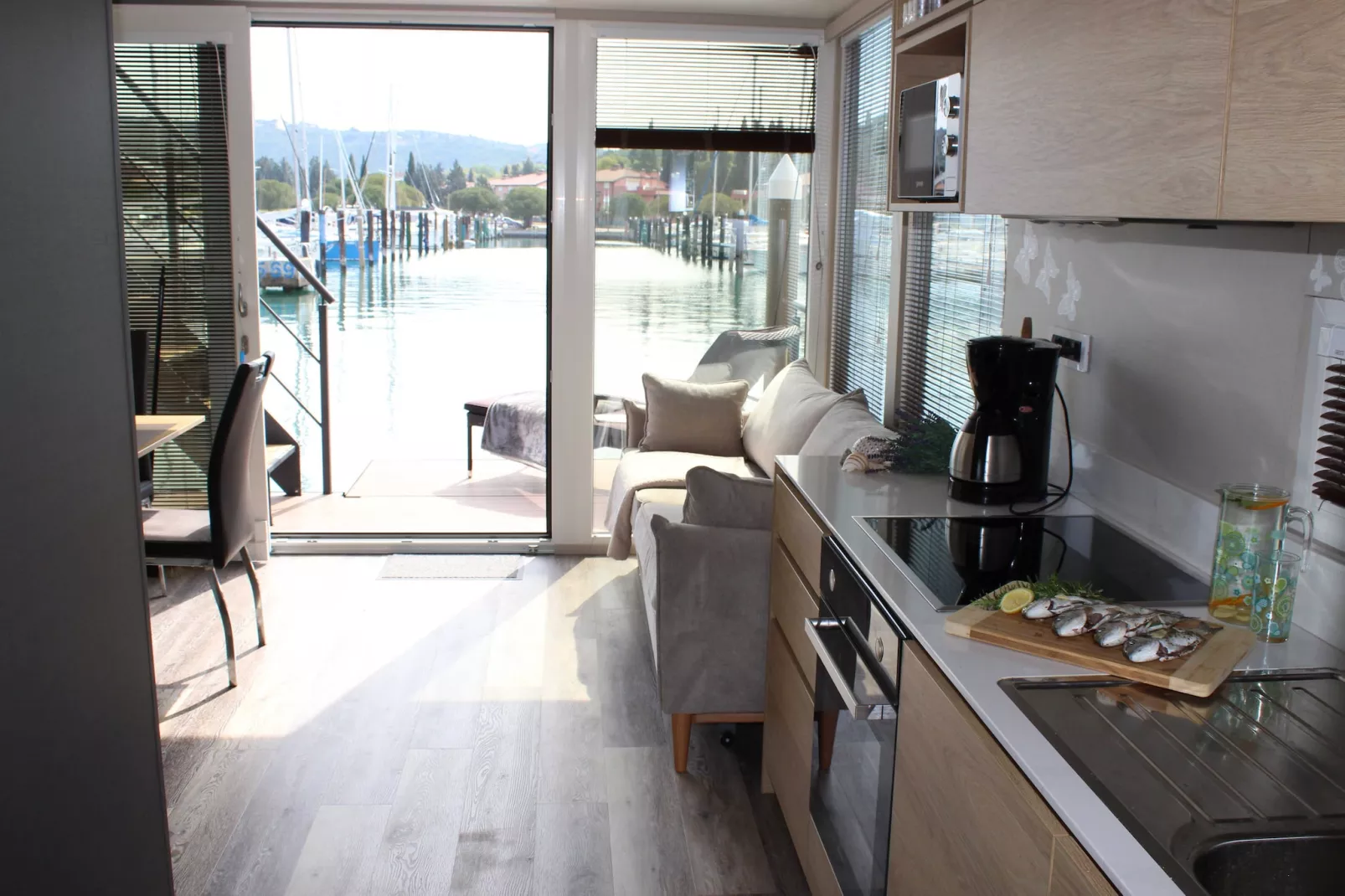 The Seaborn Residence - Two Bedroom Floating House