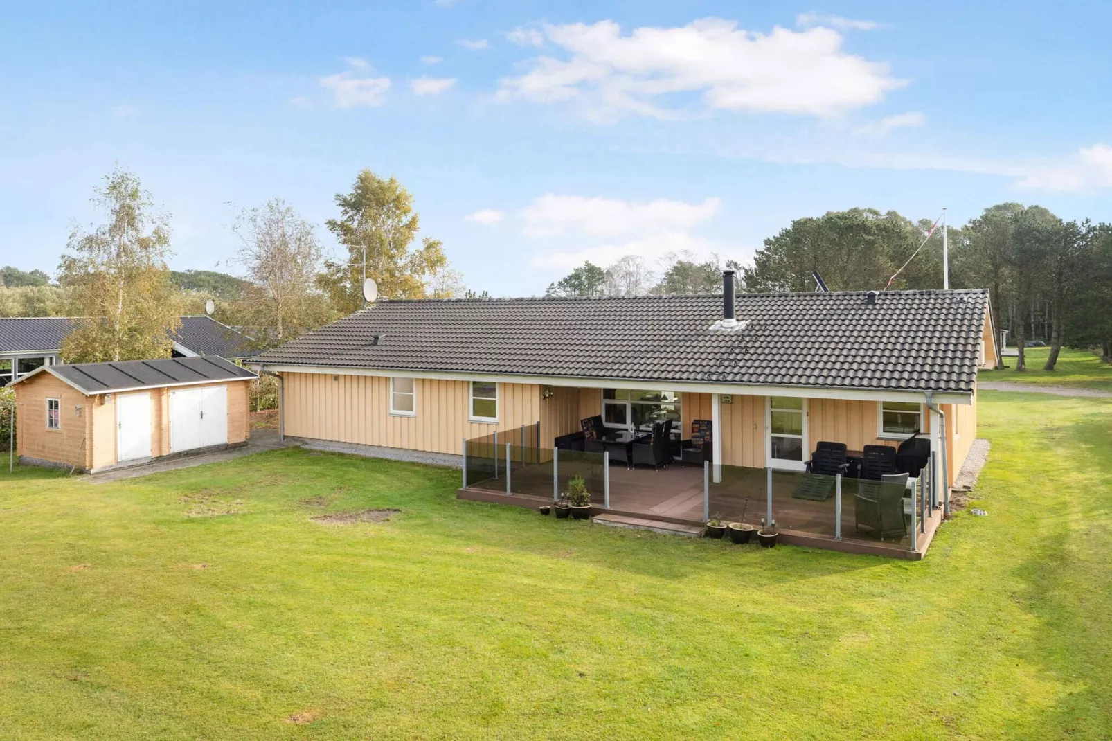 5 Sterne Ferienhaus in Hals