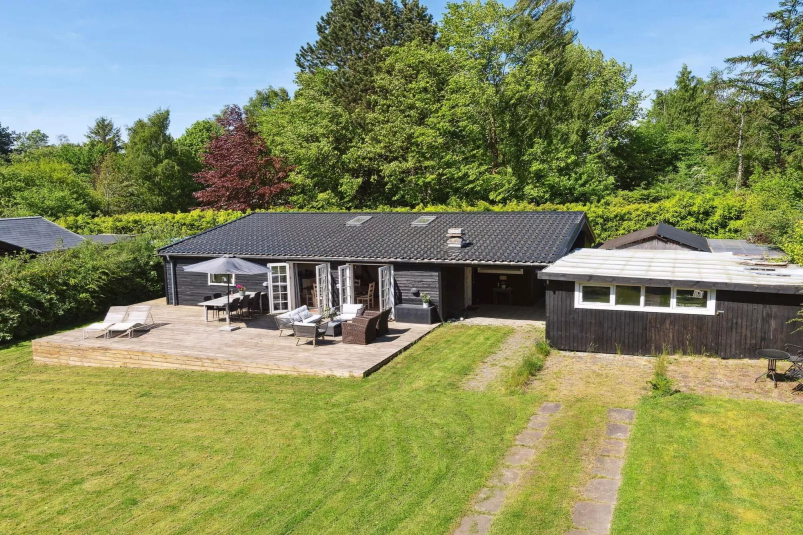 5 star holiday home in Dronningmølle