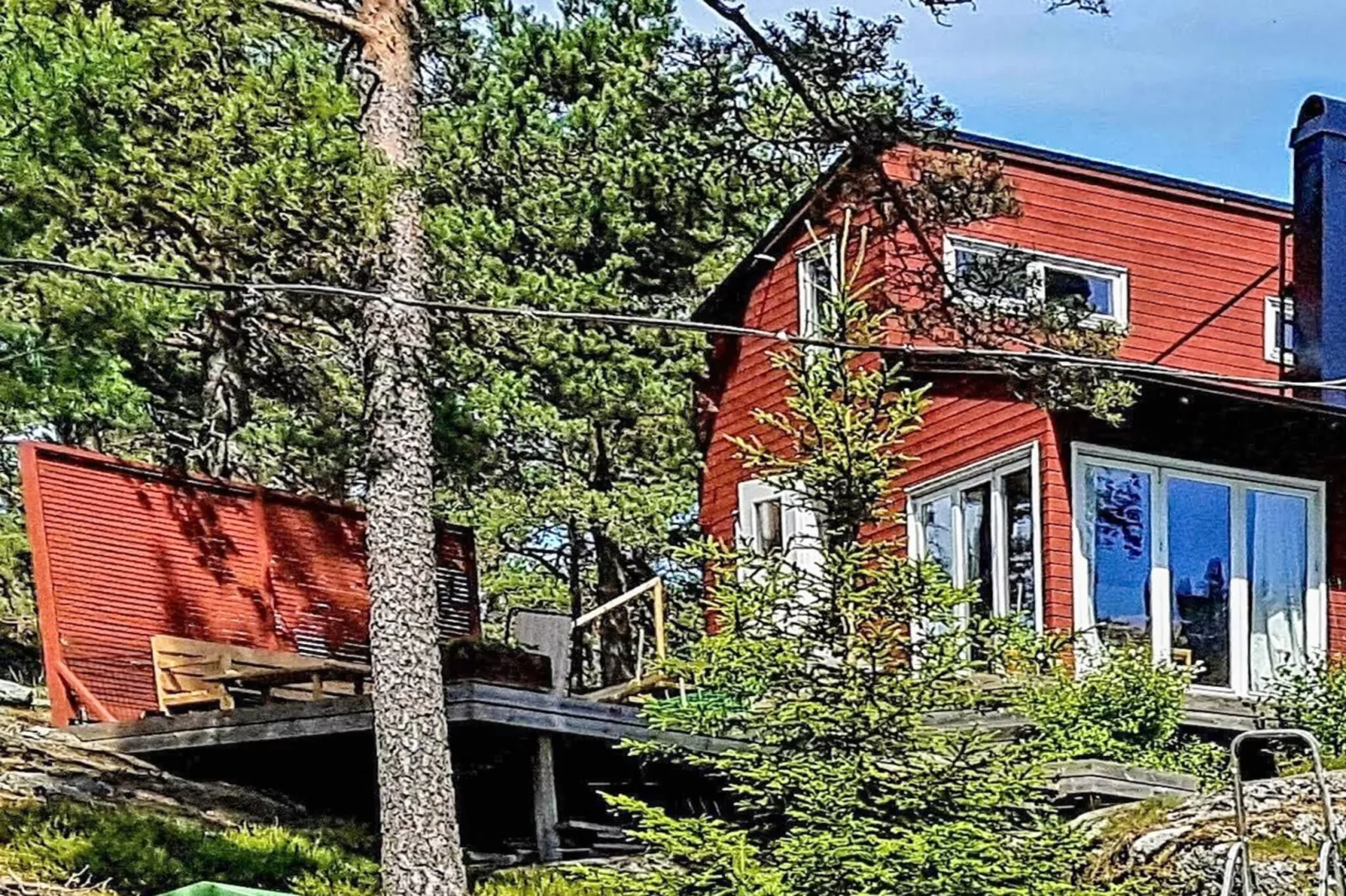 Maison paisible sur une île près de la mer