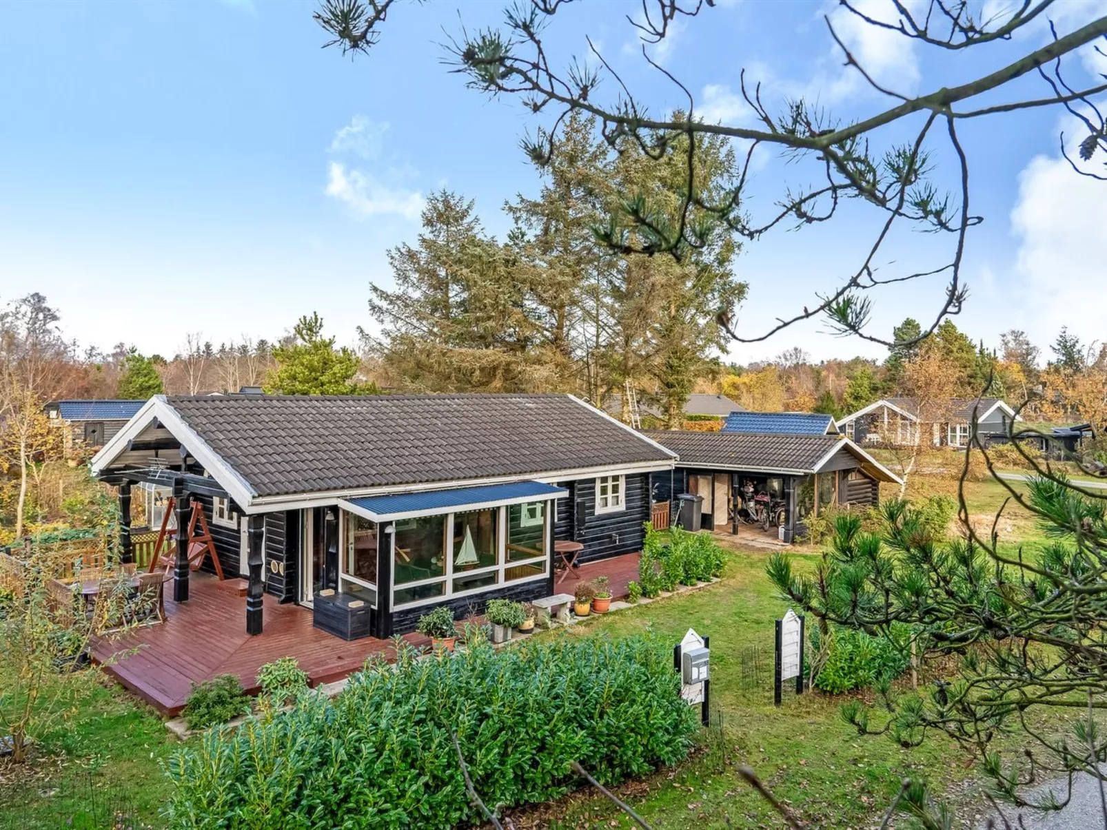 "Hakon" - 1km from the sea