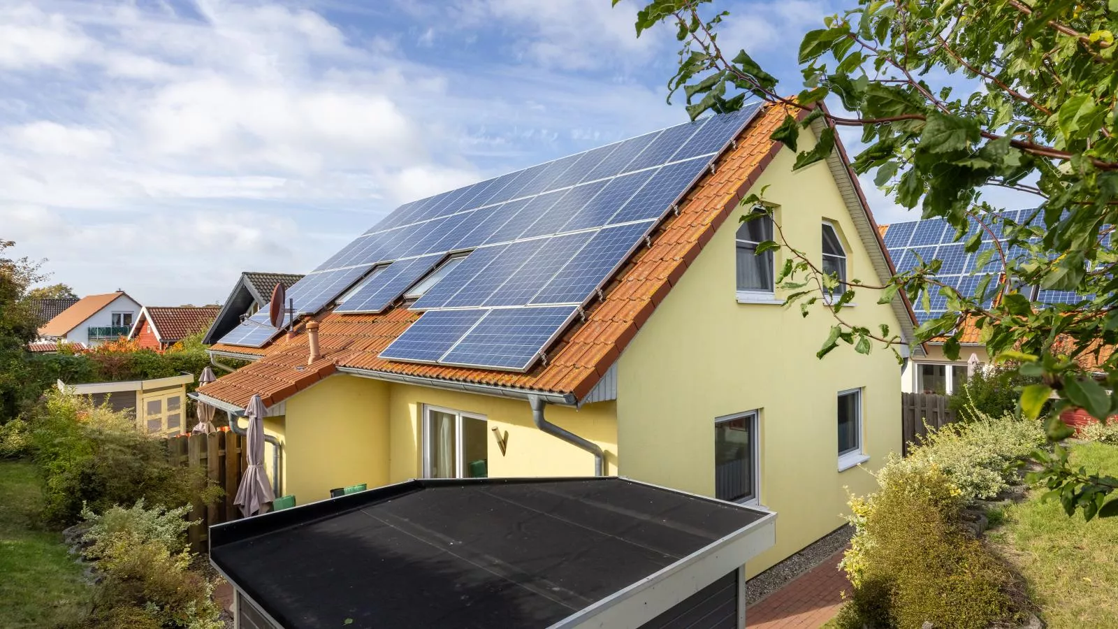 Windflüchter links mit Sauna