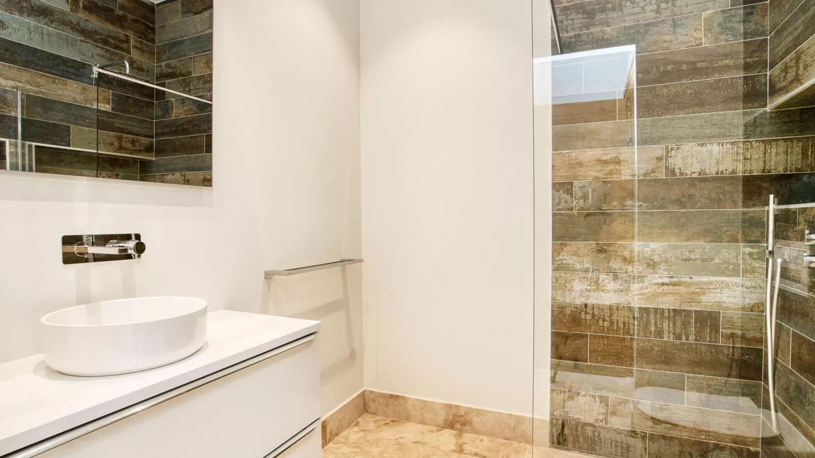 La Sapinière-Bathroom