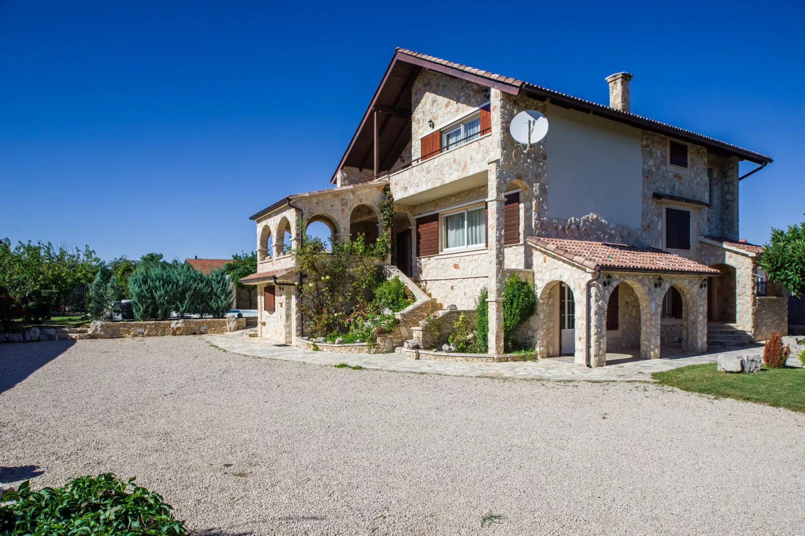 Villa Olea with private heated pool