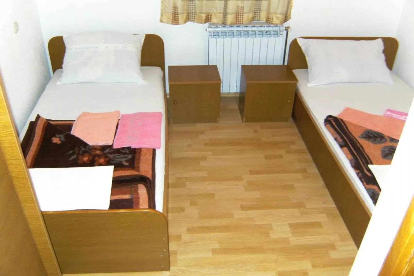 Twin room 1